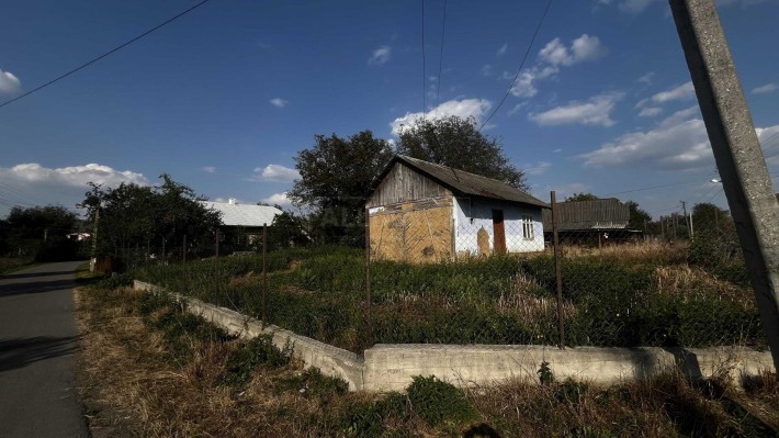 ТЕРМІНОВО!Земельна ділянка під будівництво в c.Черніїв з комунікаціями - фото 1