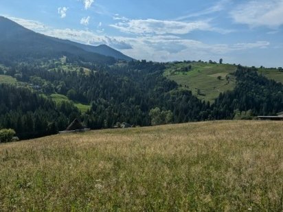 Продам земельну ділянку у Верховині