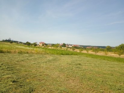 Продається земельна ділянка в с Клузів