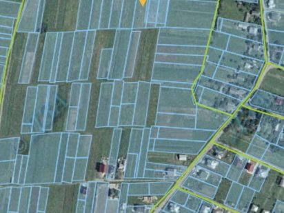 Продається земельна ділянка с.Клузів