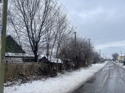 Продаж земельної ділянки 25 сот з будинком у селі Білогородка