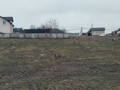 Продаж ділянки 7 соток під будівництво в Святопетрівському.