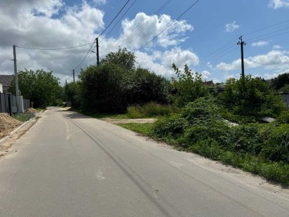 Земельна ділянка правильної форми 10 соток. вул. Привокзальна, 25. Крюковщина