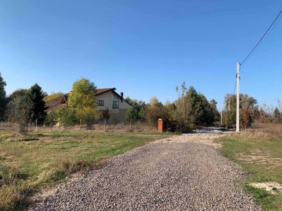 Земельна Ділянка під житлову забудову. 7 соток. Фасад  20м. 25990 У.Е.