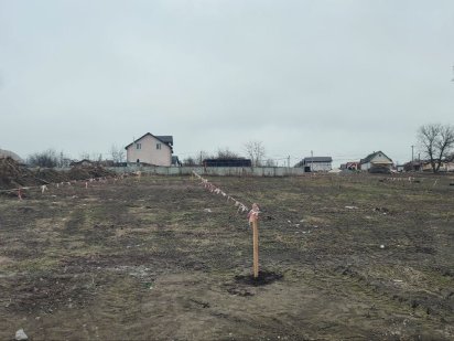 Продаж ділянки 8 соток під будівництво.