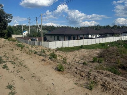 Земельна ділянка  12 соток.  С. Крюківщина, вул. Солов’їна. Крюковщина