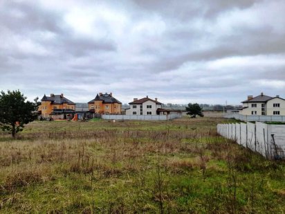 Білогородка 6 сот під будівництво, на житл вулиці електика по фасаду Білогородка