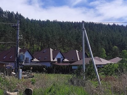 Продам ділянку під забудову 7 соток, Гнідин біля лісу, котеджний масив