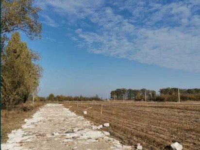 Земля під будівництво в с. Білогородка (є електроенергія). Білогородка