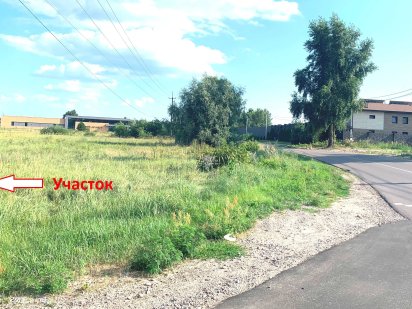 Осокорки земельна ділянка 53 сотки з виходом на річку "Кальнухи".