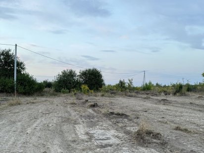 Продам ділянку на новому массиві Гореничі, біля озера і ліса. Гореничи