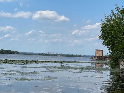 Продам Ділянку 72 сотки з Виходом у Дніпро Київська область с.Вишеньки