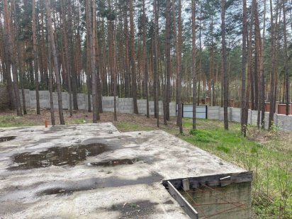 Продам ділянку в лісі та виходом до води Стоянка