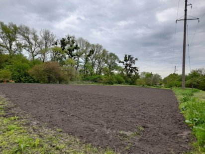 Продам земельний участок Яготин