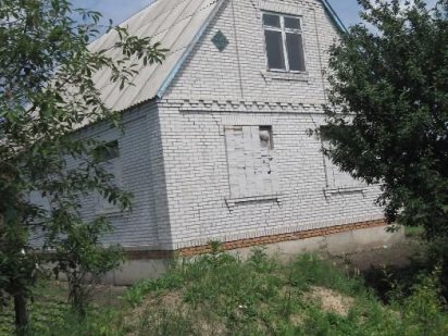 Продам земельну ділянку - Незавершене будівництво Узин