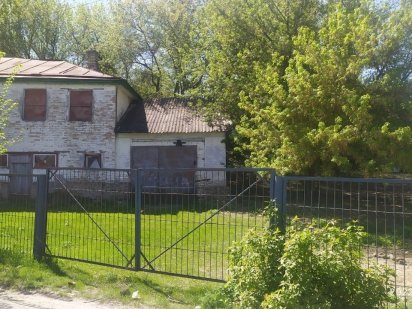 Продаю ділянку участок в центрі Ржищєва м. Ржищев +будинок в подарунок