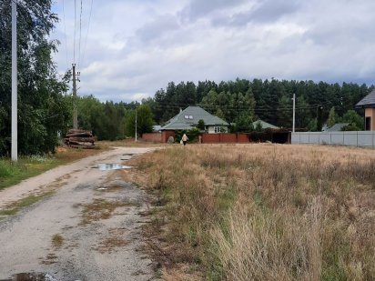 Бабинці-продам ділянку під будівництво  неподалік від лісу ! Бабинці