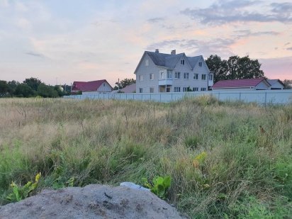 Продам земельну ділянку біля Expo Plaza Березовка