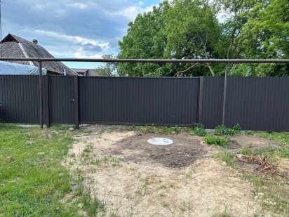 Продам земельну ділянку з стареньким будинком 8.5 соток