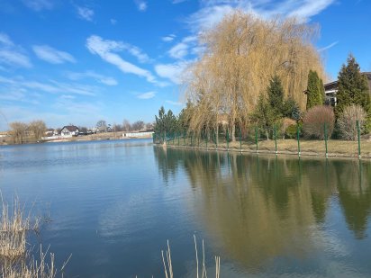 Продам Ділянку 15 соток з Видом На Озеро Під Будівництво
