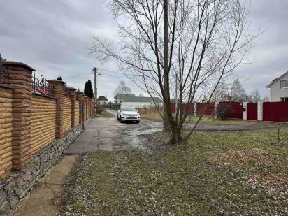 Продам чудову земельну ділянку в Бобрицях.