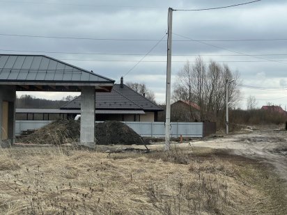 Пр зем уч13с в самом селе Зазимье в новом массиве возле лесо полосы