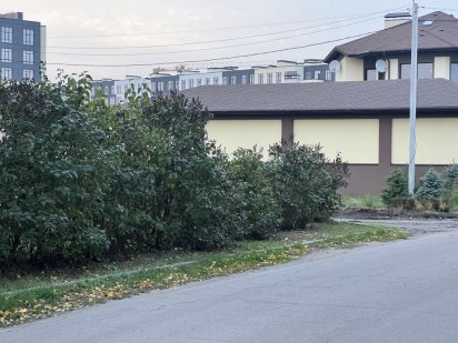 По земел уч 23сот в самом селе Погребы возле самого города Киева