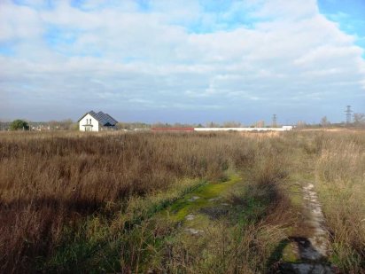 Ділянка 12 соток у Рожівці під забудову, на в’їзді в село Рожевка