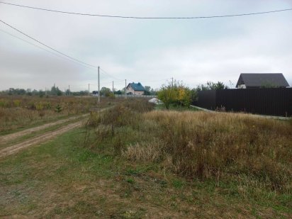 Рожівка, 17 соток з великим фасадом на житловій вулиці з комунікаціями Рожівка