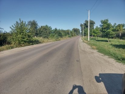 ,Продам земельну ділянку.