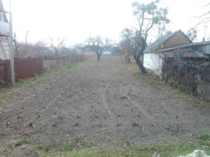 Продам,здам в оренду земельну ділянку в селі Ясногородка. Ясногородка