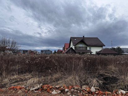 Продаж 10 соток Зубра Рафаель в житловому кварталі р-н Сихова