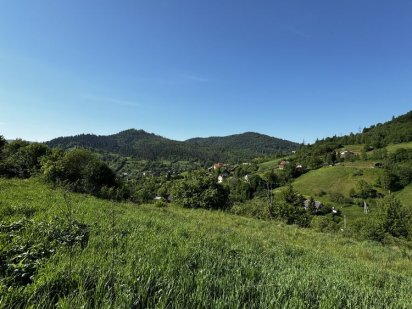 Славсько земельна ділянка 10 соток з документами під забудову