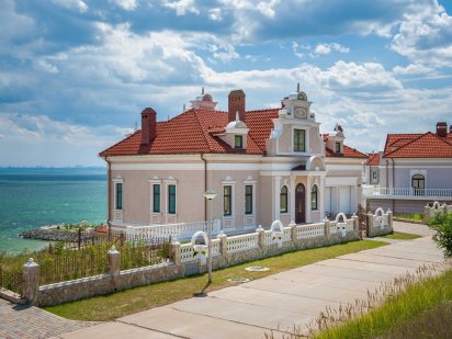 Участок в элитном коттеджном поселке "Сосновый берег"