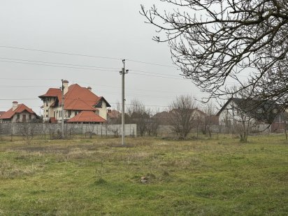 Участок в Фонтанке, рядом с трассой Фонтанка