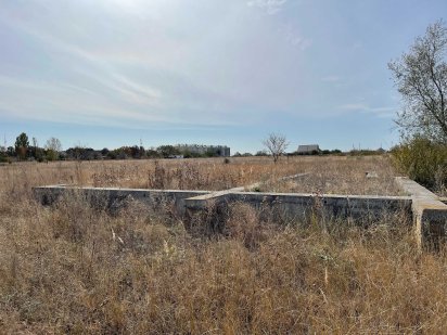 Продам участок в центре Каролино-Бугаза 6 соток, с фундаментом