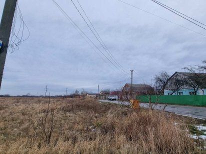 Супрунівка, рівна земельна ділянка з асфальтованим під'їздом Супрунівка