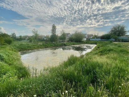Продається земельна ділянка під забудову, 18 соток зі ставком