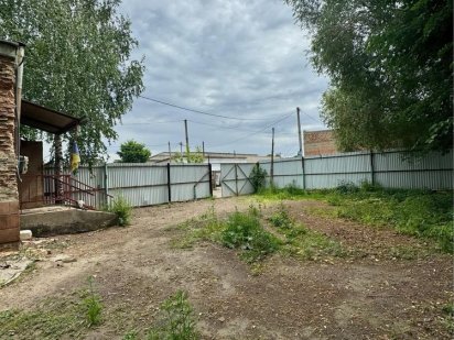 Продаються земельна ділянка для бізнесу.