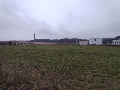 колоденка вул. молодіжна , район 4*4 Колоденка