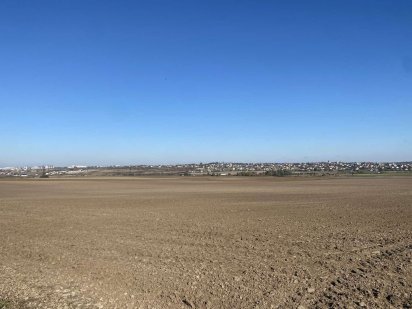 Продам земельну ділянку в с. Корнин, площею 2.19 га