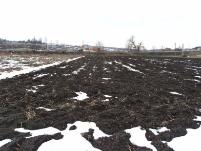 Город біля траси Чернівці-Сторожинець Заволока