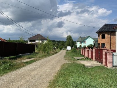 Тут може бути ваш будинок! Лужаны