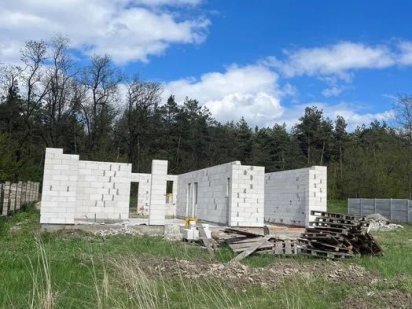 Продаж новобудови з землею біля лісу Куриловка