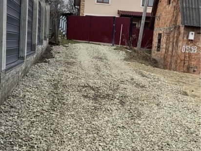 Земельна ділянка поблизу 10 школи по вул.Горіхівській Чернівці