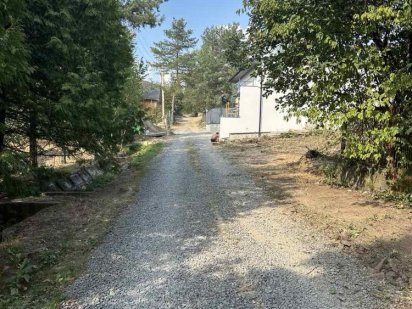 Продаж ділянки є вихід до озера  Район Джерельної. Ужгород