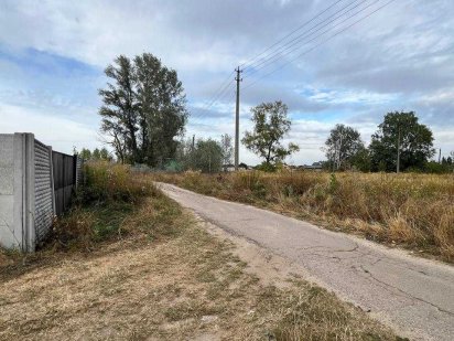 Продам ділянку в районі Епіцентр 10 соток Ціна Топ! (Р88) Чернигов