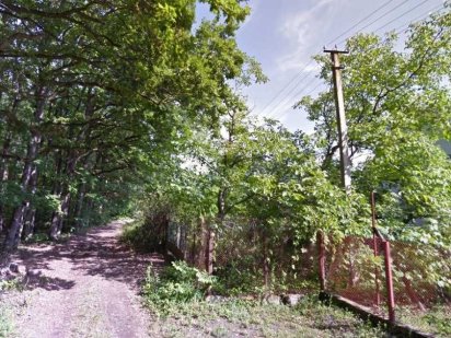 Земельна ділянка в місті під лісом Ужгород