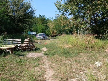 Продажа участка под застройку в Киеве на Батыевой горе. Киев