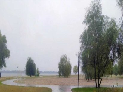 Ділянка біля Дніпра в котеджному містечку "RIVIERA CLUB” Черкаси